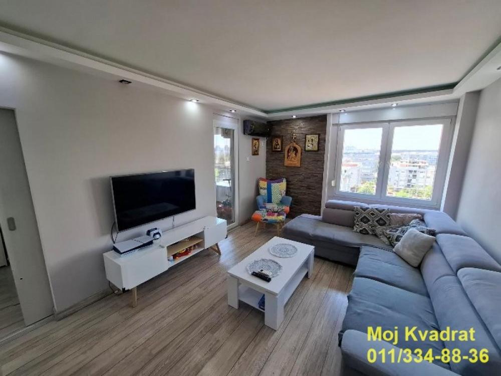 Stan na prodaju u Beogradu, Novi Beograd blok 30 (B92), dvoiposoban, 64m2, cena 255000 evra