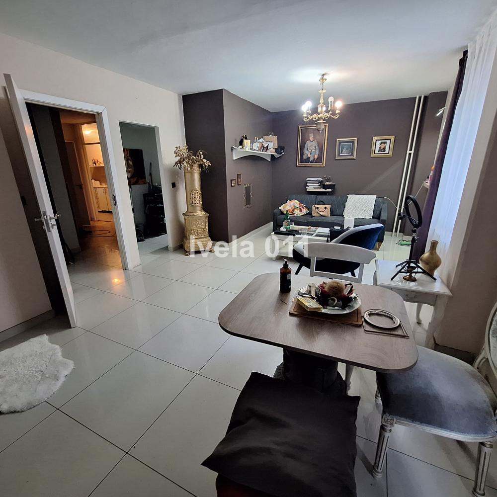 Stan na prodaju u Beogradu, Novi Beograd, trosoban, 86m2, cena 280000 evra