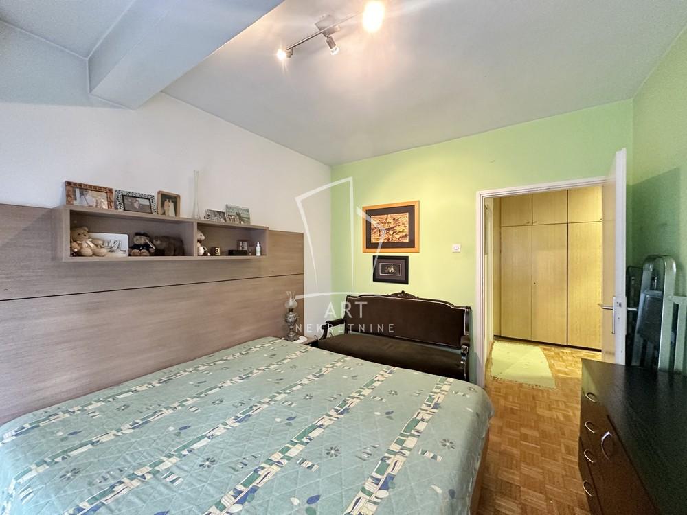 Stan na prodaju u Beogradu, Savski venac, trosoban, 79m2, cena 295000 evra