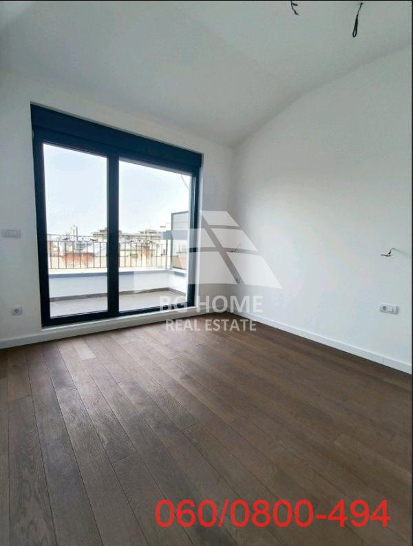 Stan na prodaju u Beogradu, Vukov spomenik, troiposoban, 92m2, cena 475000 evra