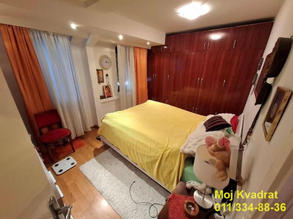 Stan na prodaju u Beogradu, Banovo brdo, 103m2, cena 305000 evra