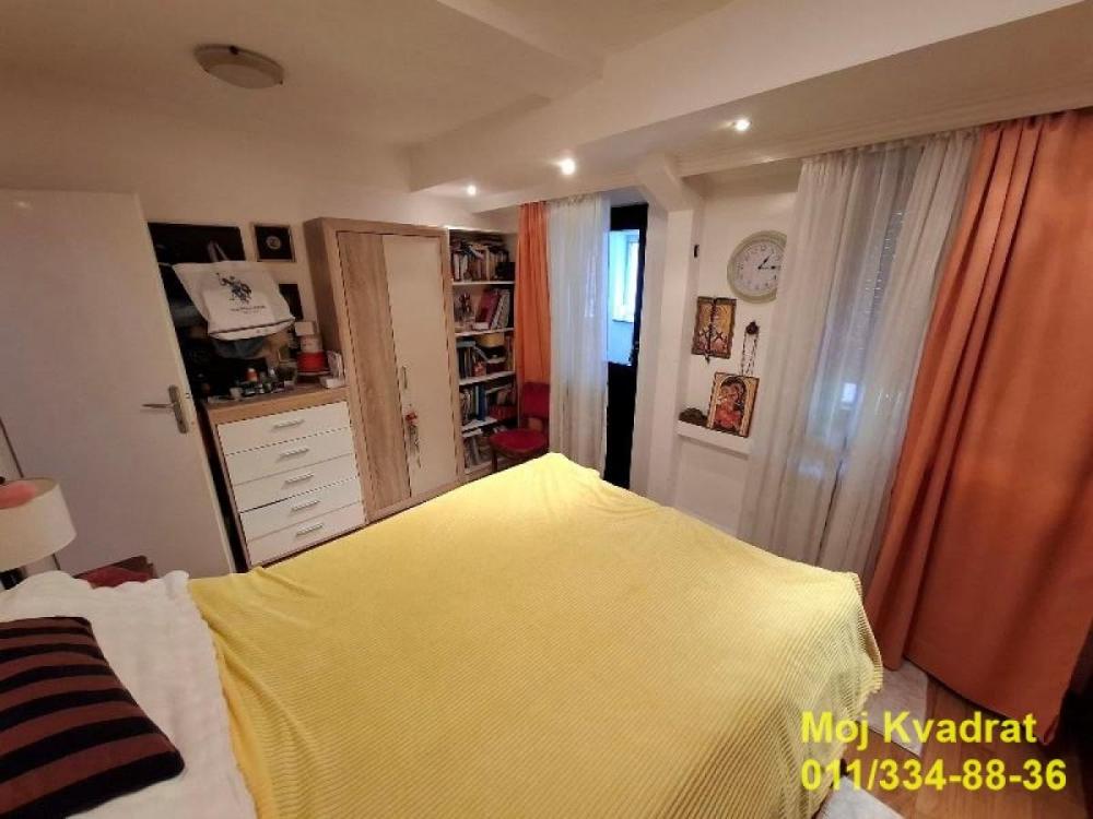 Stan na prodaju u Beogradu, Banovo brdo, 103m2, cena 305000 evra