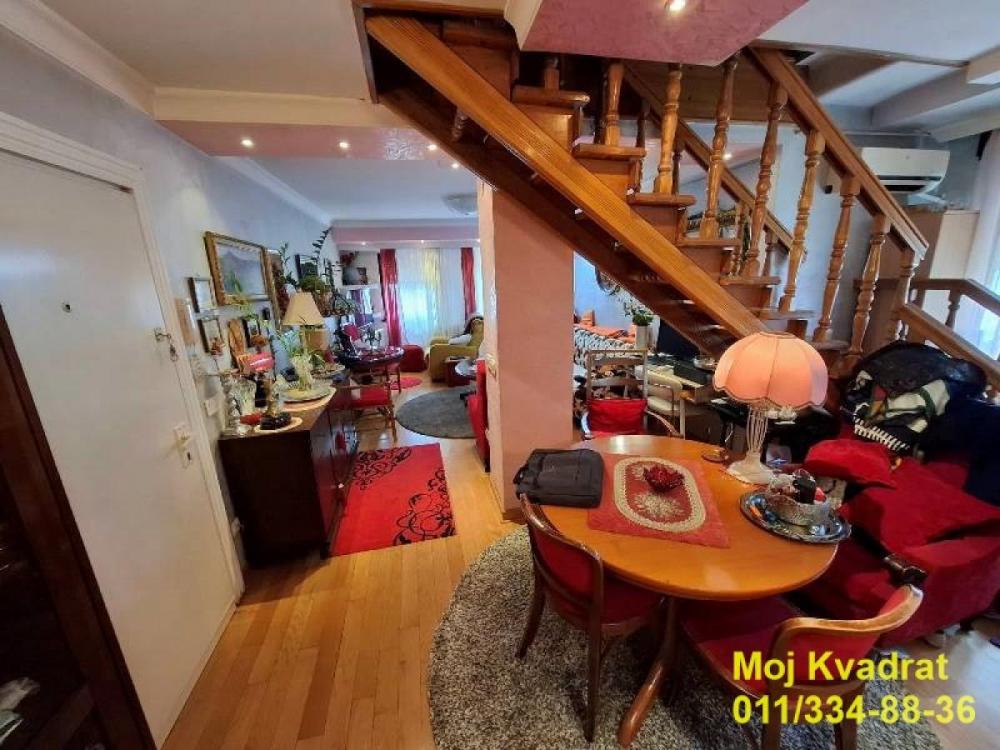 Stan na prodaju u Beogradu, Banovo brdo, 103m2, cena 305000 evra