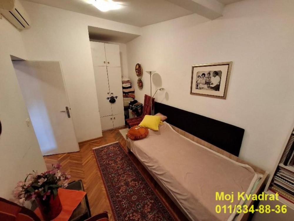 Stan na prodaju u Beogradu, Banovo brdo, 103m2, cena 305000 evra