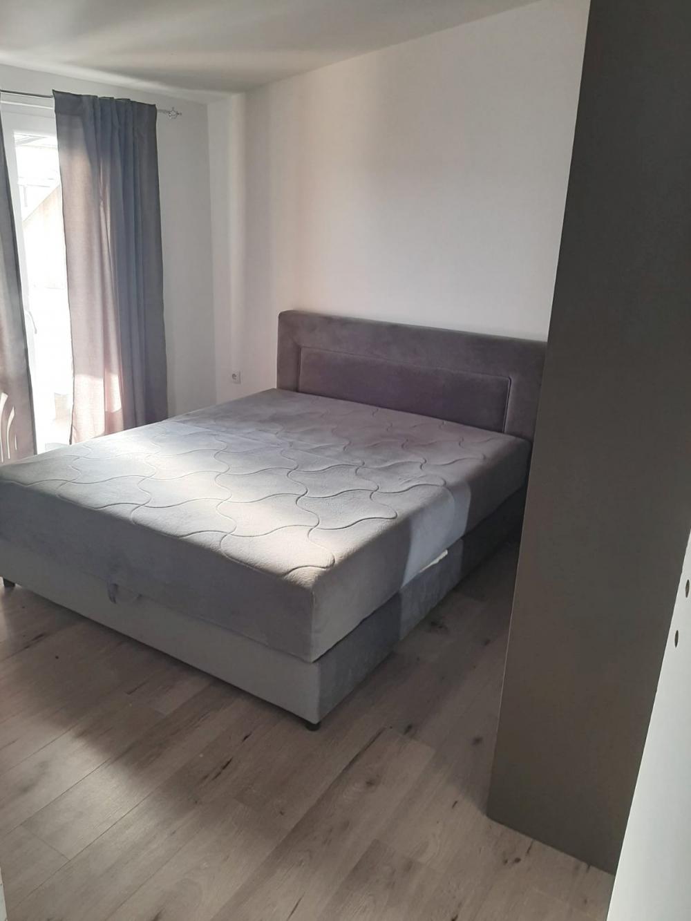 Stan na prodaju u Beogradu, Krnjača, dvosoban, 60m2, cena 90000 evra