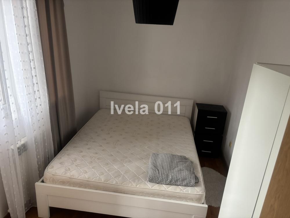Stan na prodaju u Beogradu, Braće Jerković, dvoiposoban, 57m2, cena 170000 evra