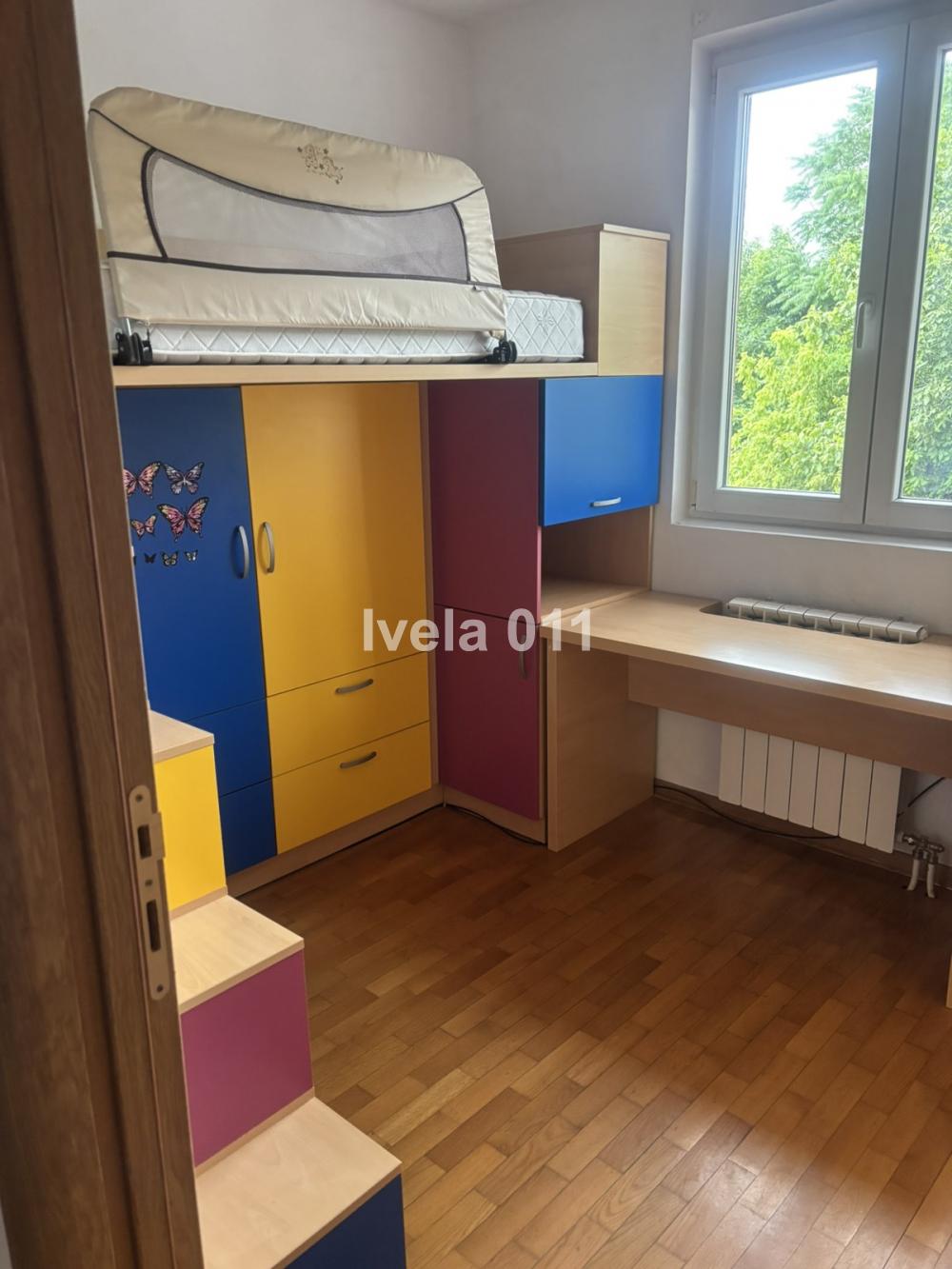 Stan na prodaju u Beogradu, Braće Jerković, dvoiposoban, 57m2, cena 170000 evra