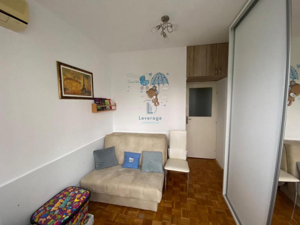 Stan na prodaju u Beogradu, Voždovac, jednoiposoban, 36m2, cena 120000 evra