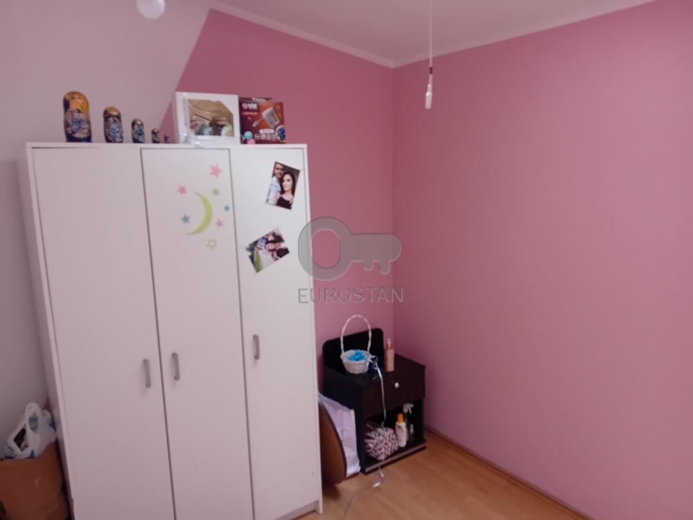 Stan na prodaju u Beogradu, Petlovo brdo, dvoiposoban, 50m2, cena 75500 evra