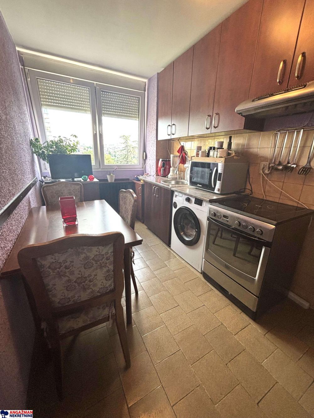 Stan na prodaju u Beogradu, Voždovac, dvosoban, 47m2, cena 157400 evra