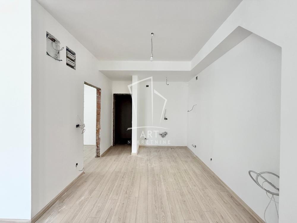Stan na prodaju u Beogradu, Mirijevo, cetvorosoban, 50m2, cena 121000 evra