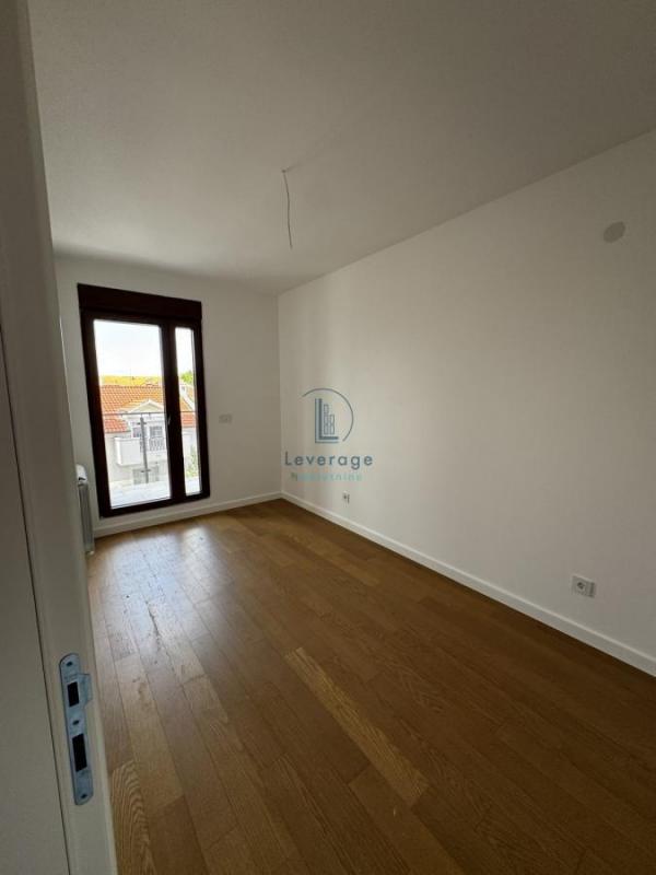Stan na prodaju u Beogradu, Vukov spomenik, dvosoban, 51m2, cena 194000 evra