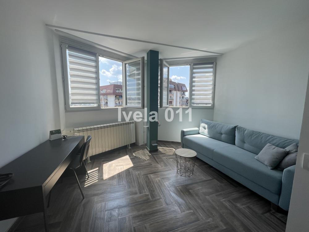 Stan na prodaju u Beogradu, Stari grad, 16m2, cena 108000 evra