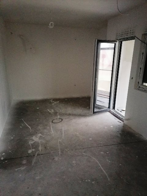 Stan na prodaju u Beogradu, Ledine, jednoiposoban, 35m2, cena 85000 evra
