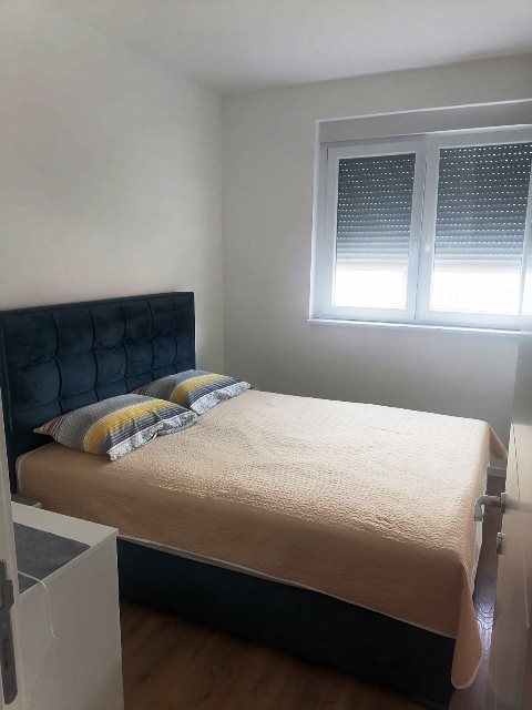 Stan na prodaju u Beogradu, Ledine, jednoiposoban, 39m2, cena 97500 evra
