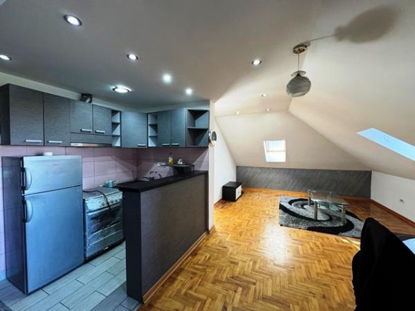Stan na prodaju u Beogradu, Ledine, dvoiposoban, 68m2, cena 88400 evra