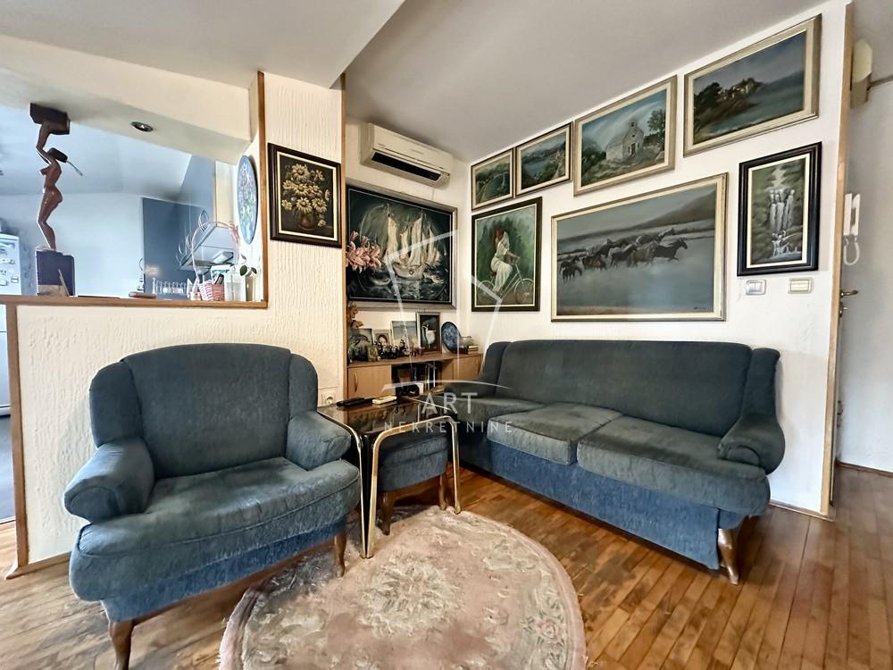 Stan na prodaju u Beogradu, Čukarica, cetvorosoban, 76m2, cena 164500 evra