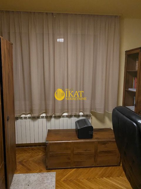 Stan na prodaju u Beogradu, Olimp, cetvorosoban, 104m2, cena 348000 evra