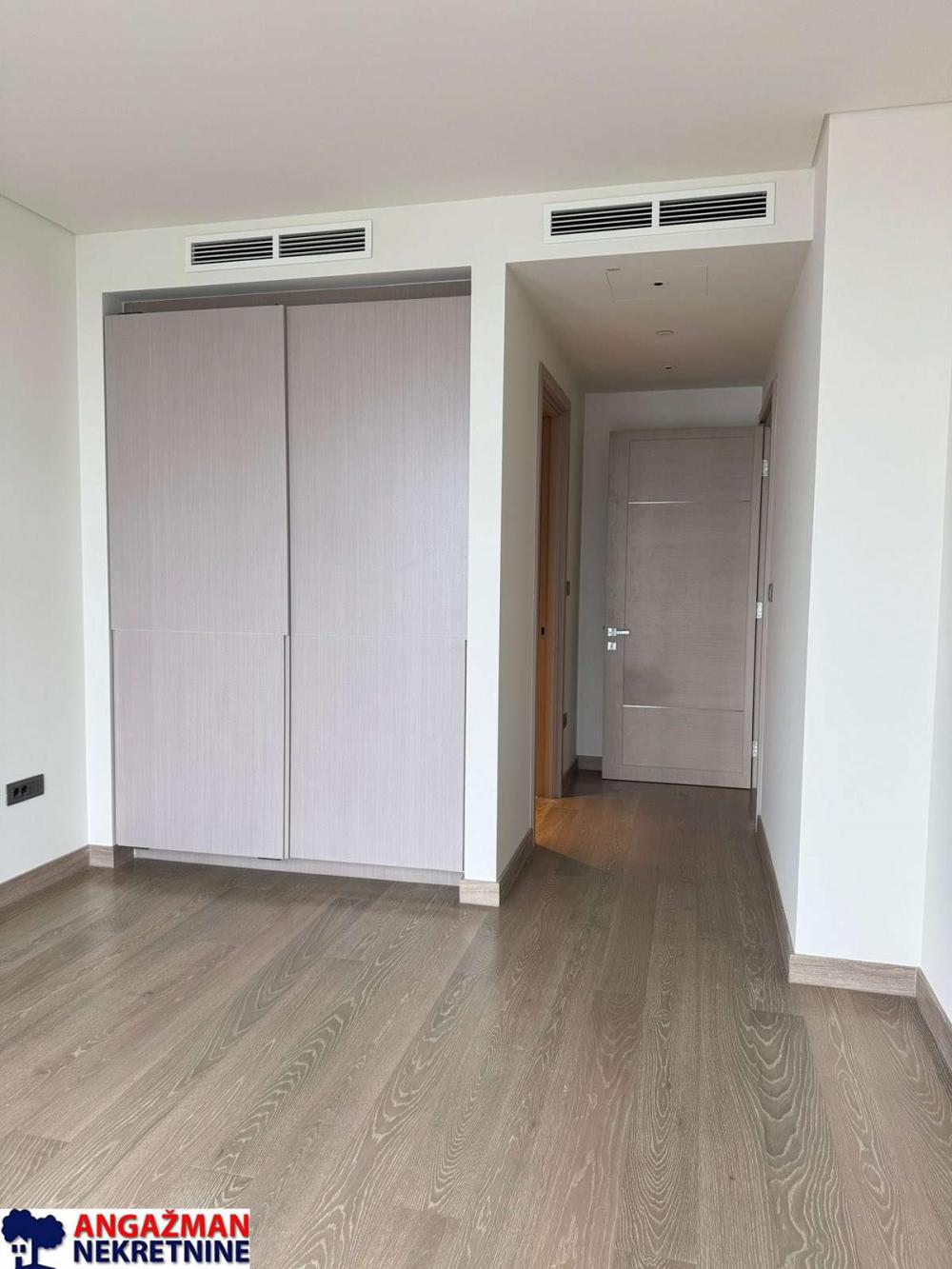 Stan na prodaju u Beogradu, Beograd na vodi, dvosoban, 60m2, cena 590000 evra