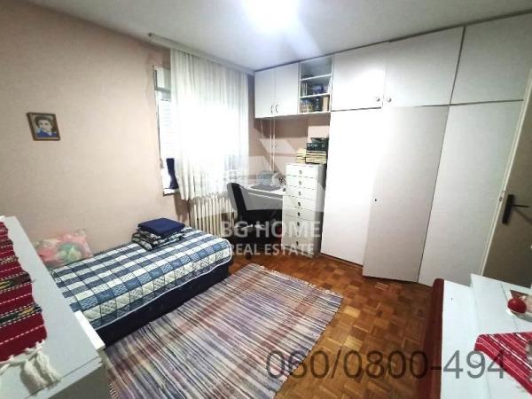 Stan na prodaju u Beogradu, Novi Beograd blok 62, dvoiposoban, 82m2, cena 185000 evra