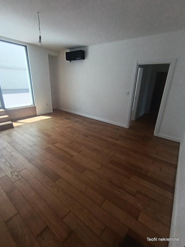Stan na prodaju u Beogradu, Gospodara Vučića, trosoban, 82m2, cena 260000 evra
