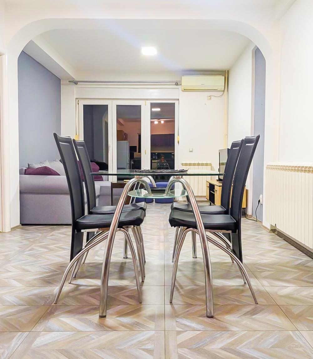 Stan na prodaju u Beogradu, Crveni Krst, trosoban, 67m2, cena 249000 evra