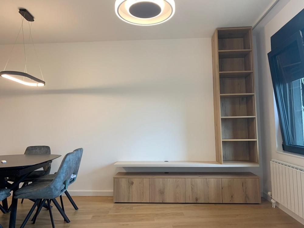 Stan na prodaju u Beogradu, Trošarina, cetvorosoban, 89m2, cena 330000 evra