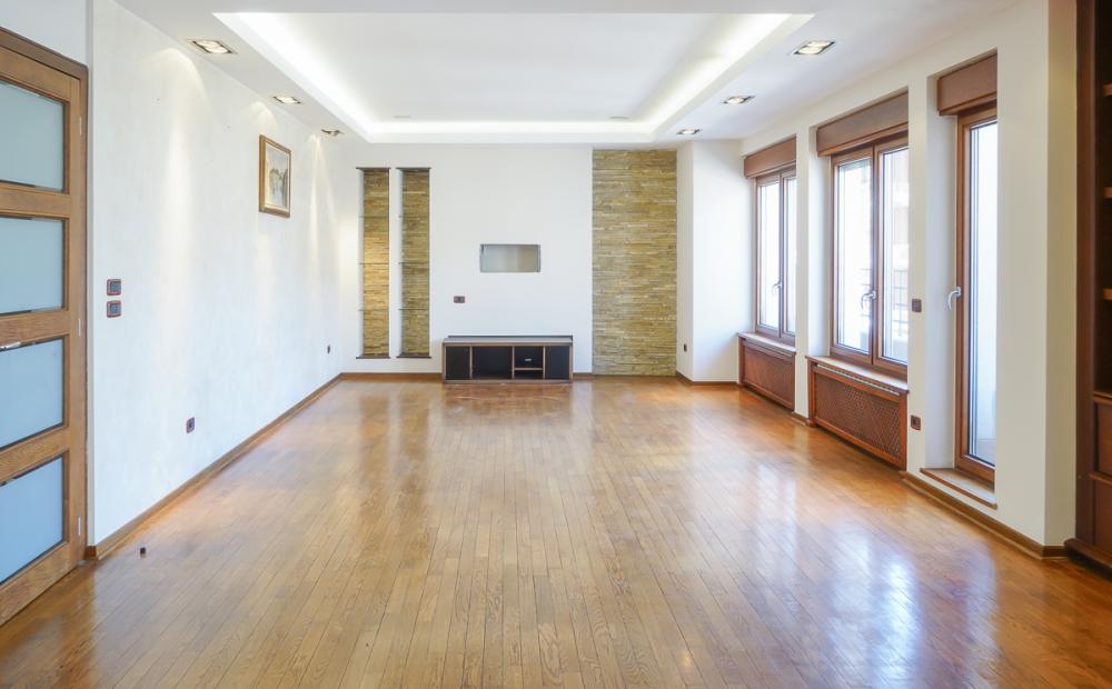 Stan na prodaju u Beogradu, Crveni Krst, cetvorosoban, 180m2, cena 730000 evra