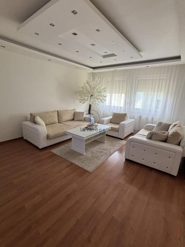 Stan na prodaju u Beogradu, 133m2, cena 125000 evra