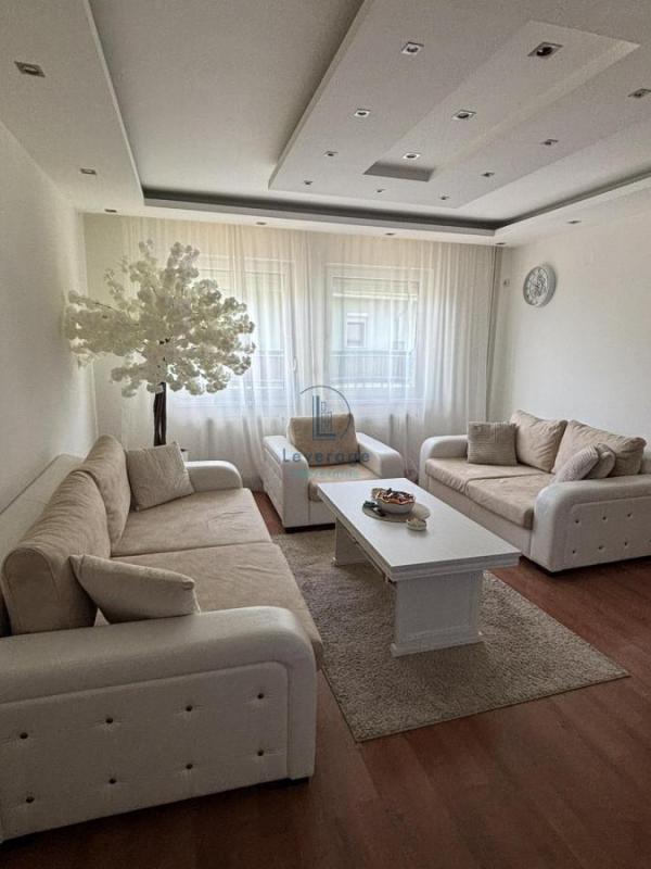 Stan na prodaju u Beogradu, 133m2, cena 150000 evra
