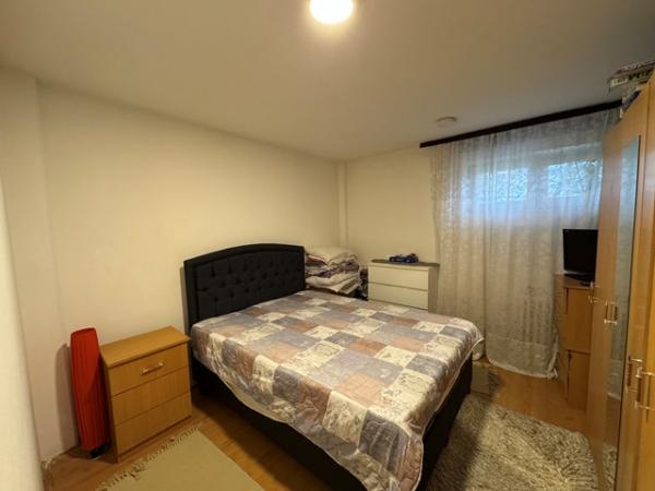 Stan na prodaju u Beogradu, Novi Beograd blok 72, dvoiposoban, 63m2, cena 126000 evra