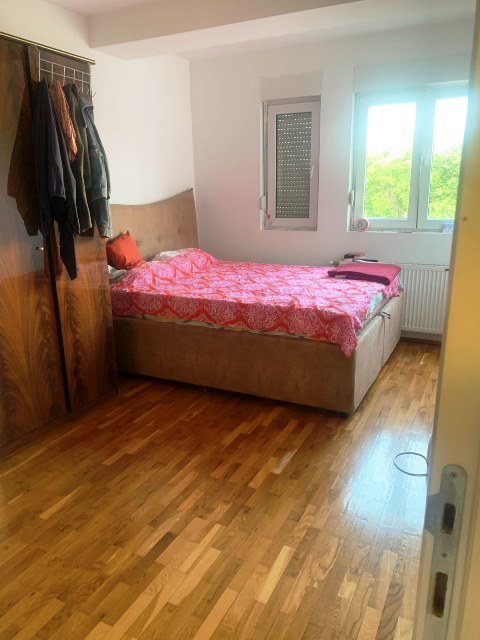 Stan na prodaju u Beogradu, Batajnica, dvoiposoban, 66m2, cena 132000 evra