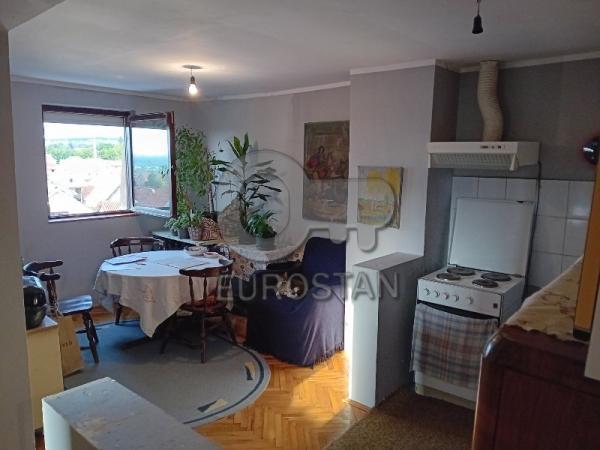 Stan na prodaju u Beogradu, Čukarica, dvoiposoban, 45m2, cena 78000 evra