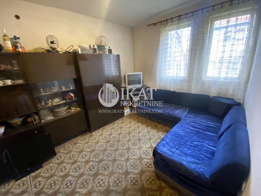 Stan na prodaju u Beogradu, Karaburma, dvosoban, 48m2, cena 93000 evra