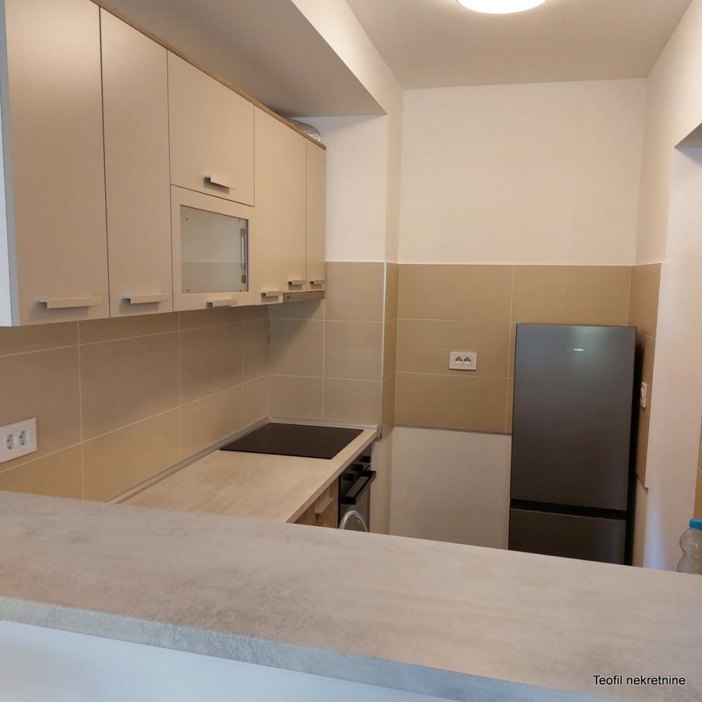 Stan na prodaju u Beogradu, Zemun, jednosoban, 38m2, cena 155000 evra