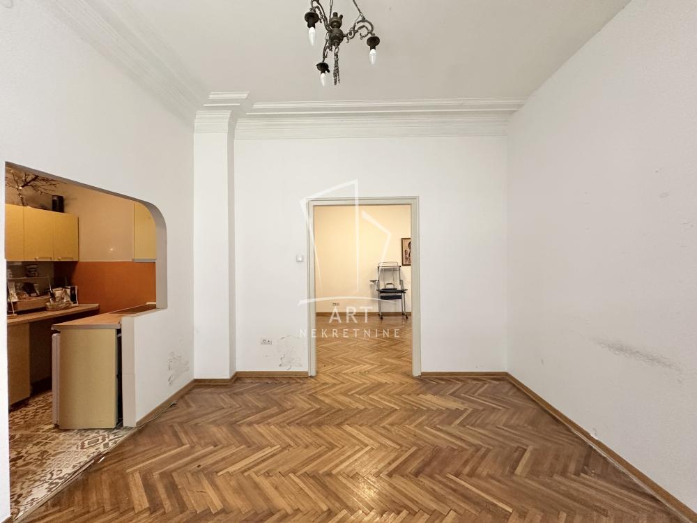 Stan na prodaju u Beogradu, Vračar, cetvorosoban, 110m2, cena 535000 evra