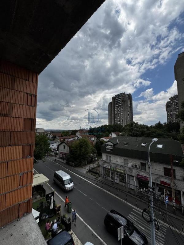 Stan na prodaju u Beogradu, Banjica, cetvorosoban, 168m2, cena 431000 evra