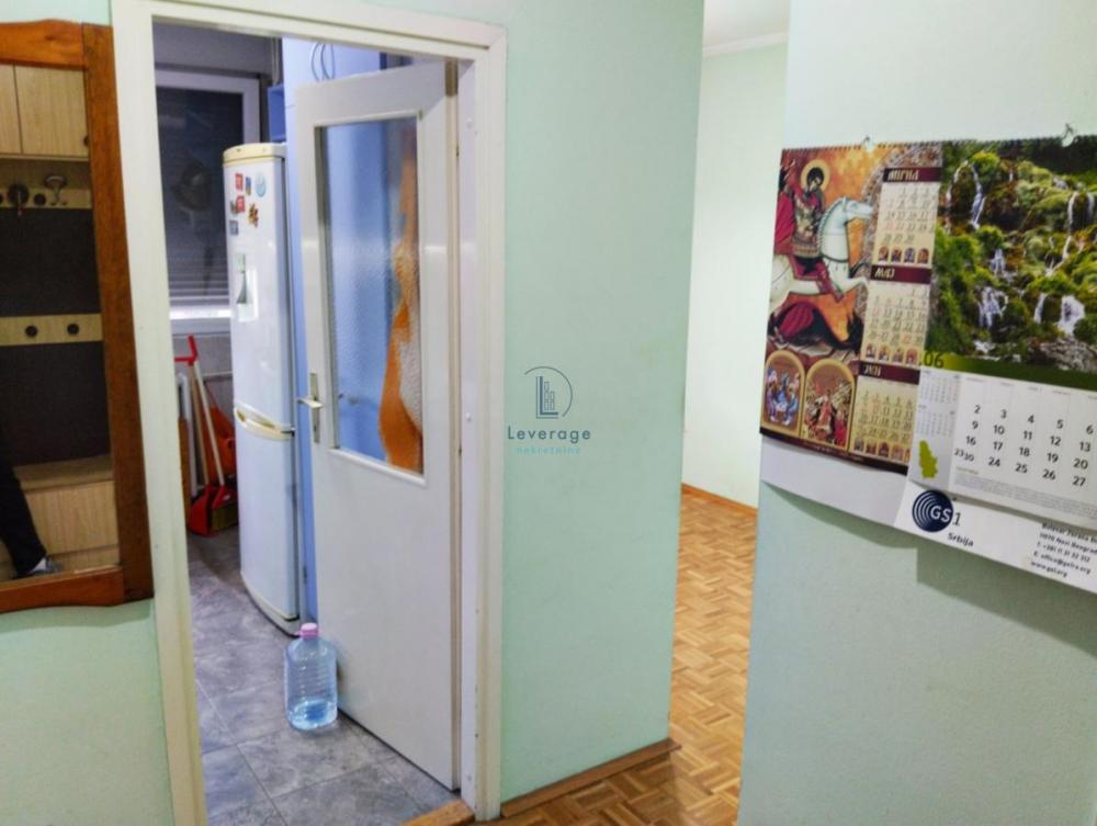 Stan na prodaju u Beogradu, Zemun, trosoban, 73m2, cena 179000 evra