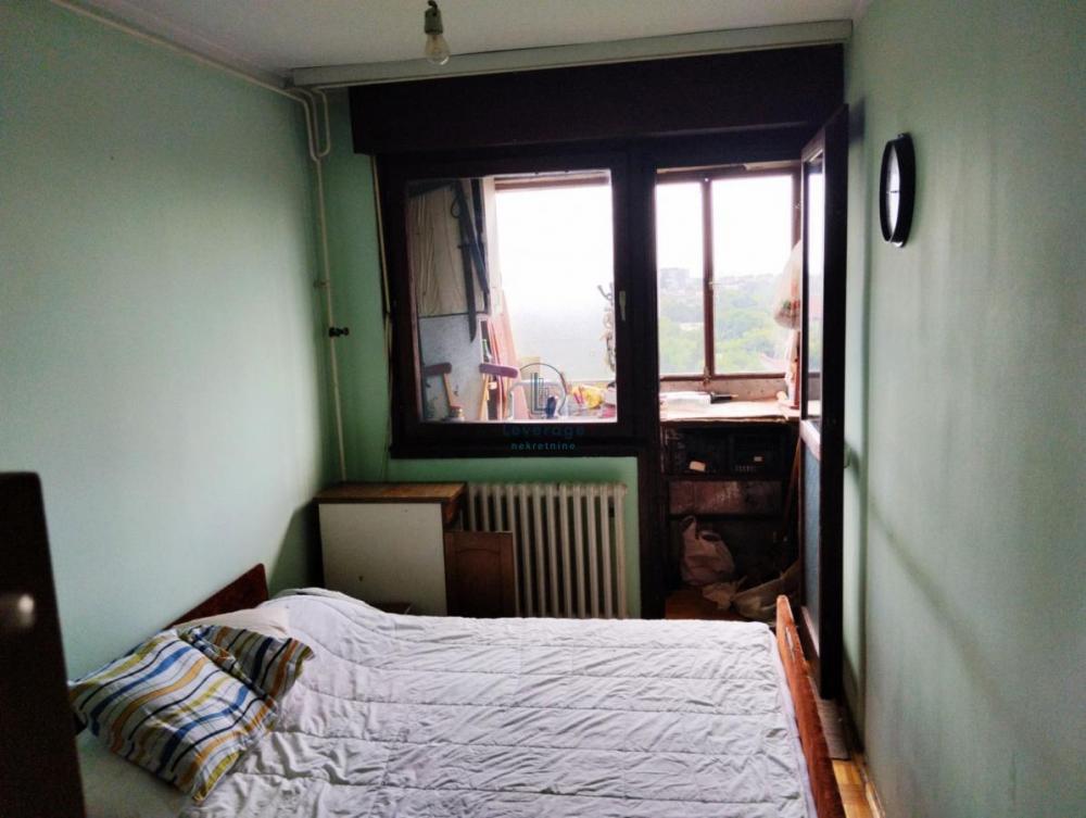 Stan na prodaju u Beogradu, Zemun, trosoban, 73m2, cena 179000 evra