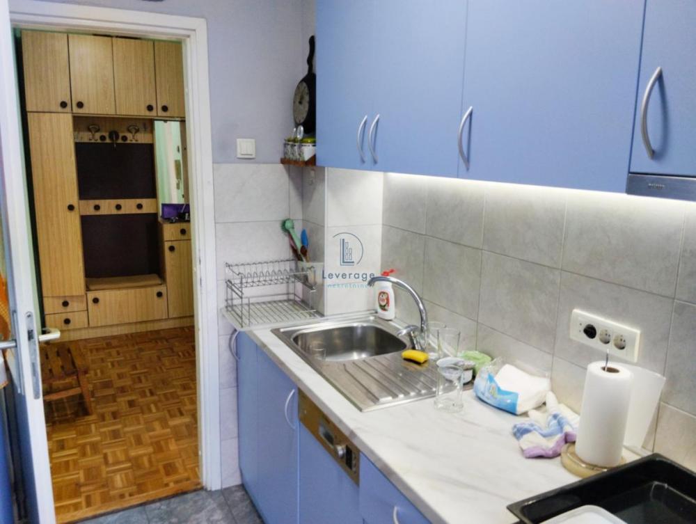 Stan na prodaju u Beogradu, Zemun, trosoban, 73m2, cena 179000 evra
