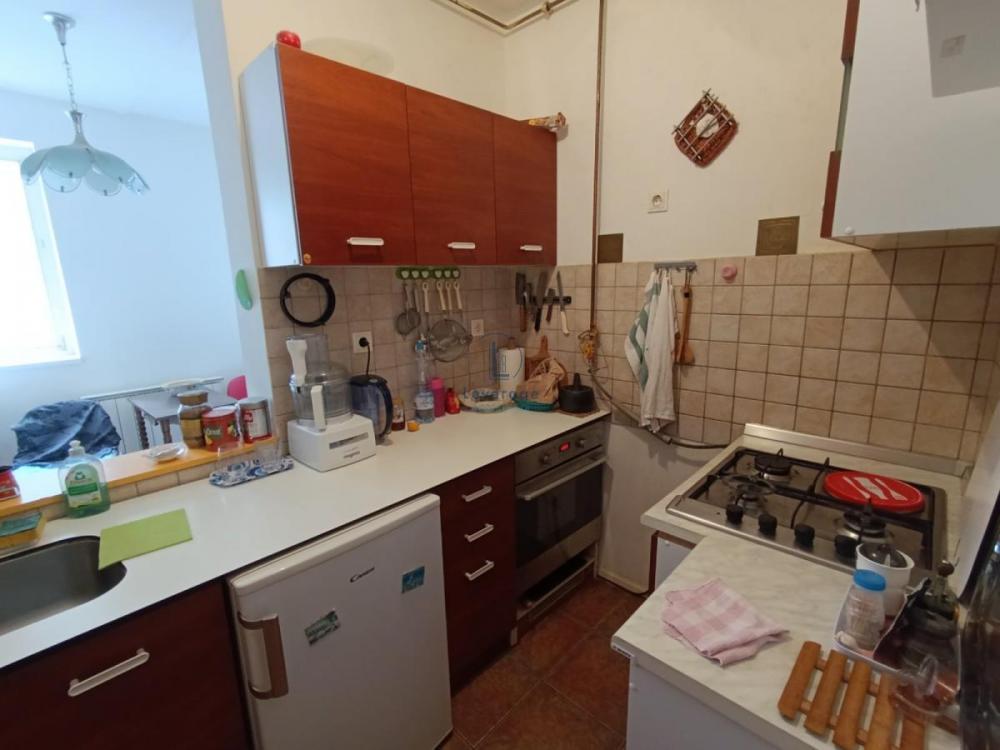 Stan na prodaju u Beogradu, Zeleno brdo, dvoiposoban, 70m2, cena 160000 evra