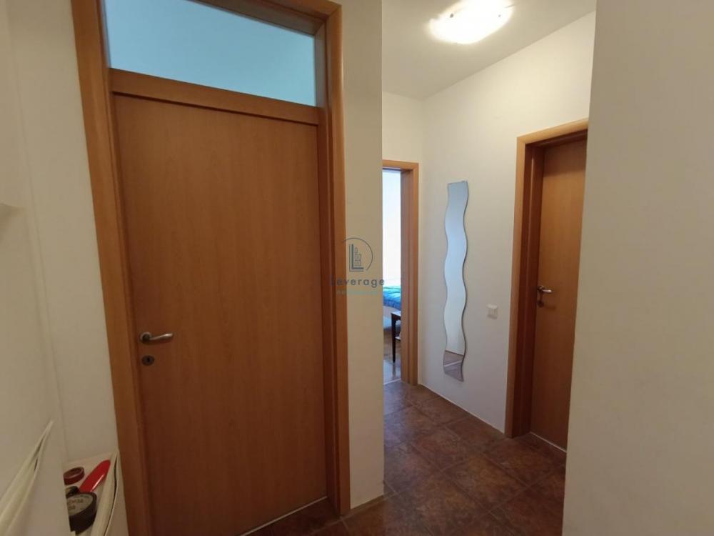 Stan na prodaju u Beogradu, Zeleno brdo, dvoiposoban, 70m2, cena 160000 evra