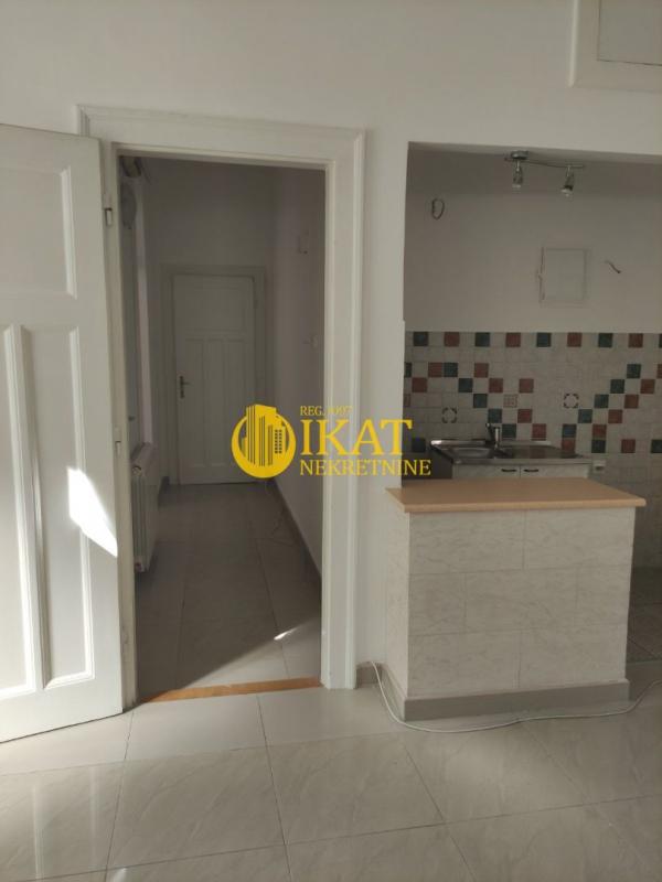 Stan na prodaju u Beogradu, Beograd (centar), cetvorosoban, 142m2, cena 568000 evra