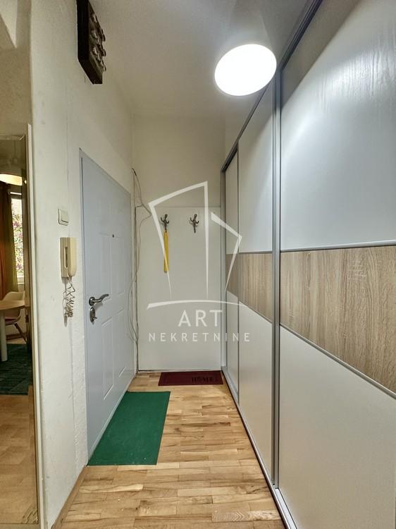 Stan na prodaju u Beogradu, Vračar, jednosoban, 36m2, cena 148500 evra