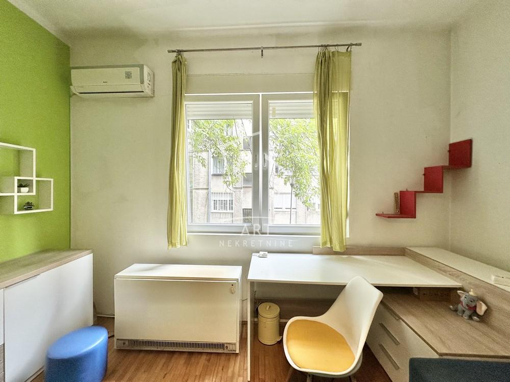Stan na prodaju u Beogradu, Vračar, jednosoban, 36m2, cena 148500 evra