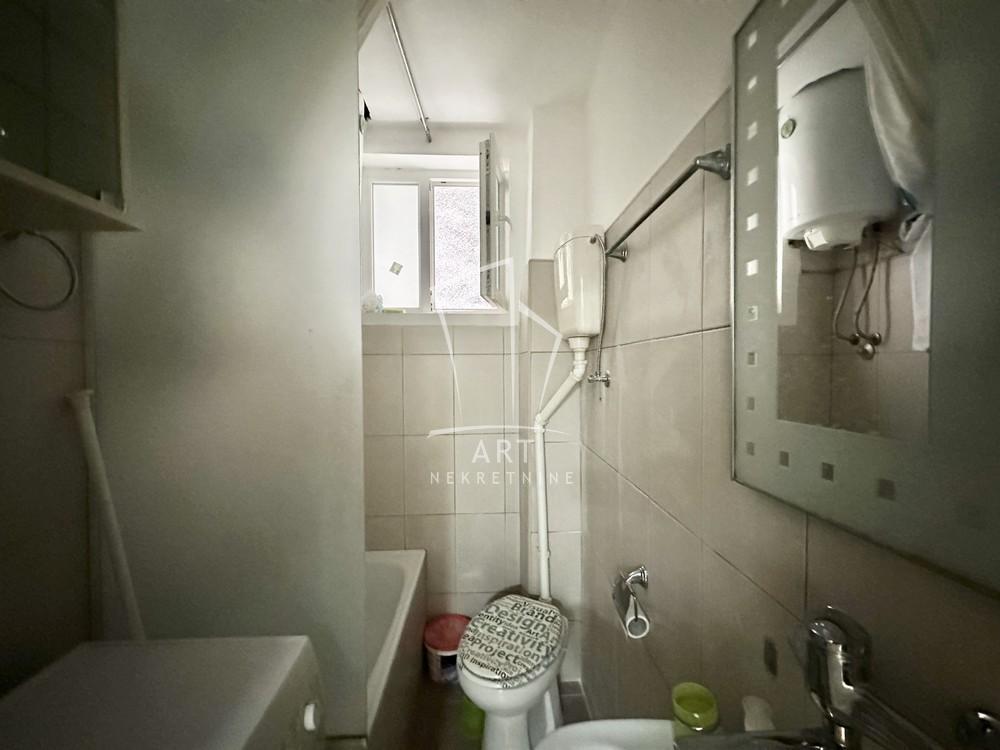 Stan na prodaju u Beogradu, Vračar, jednosoban, 36m2, cena 148500 evra