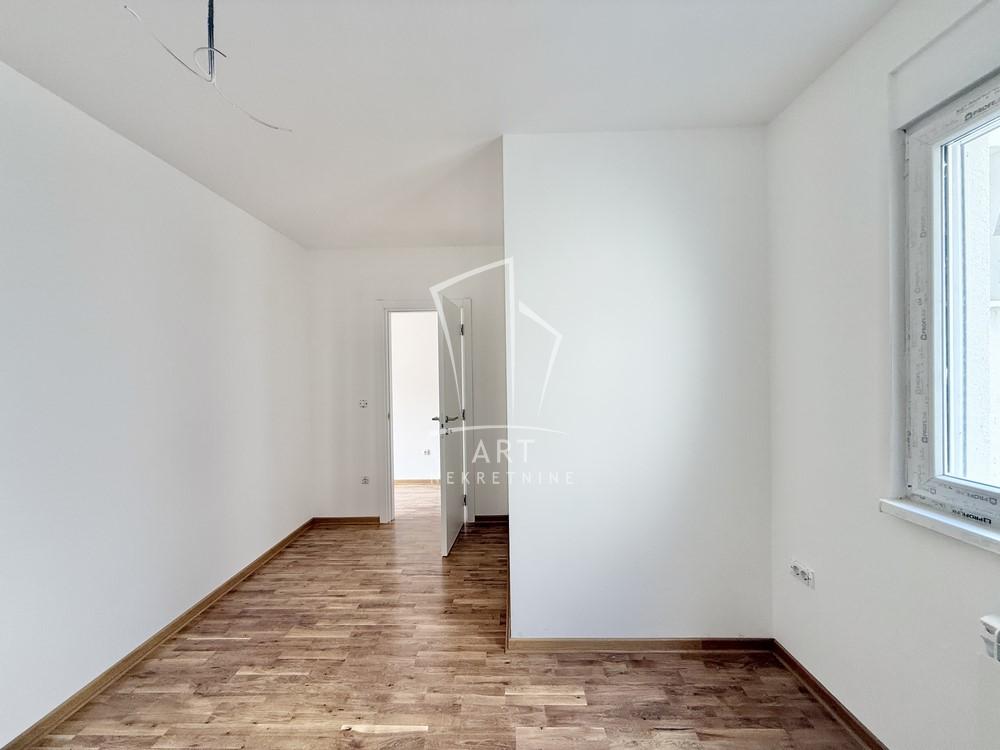 Stan na prodaju u Beogradu, Rakovica, dvosoban, 46m2, cena 114000 evra