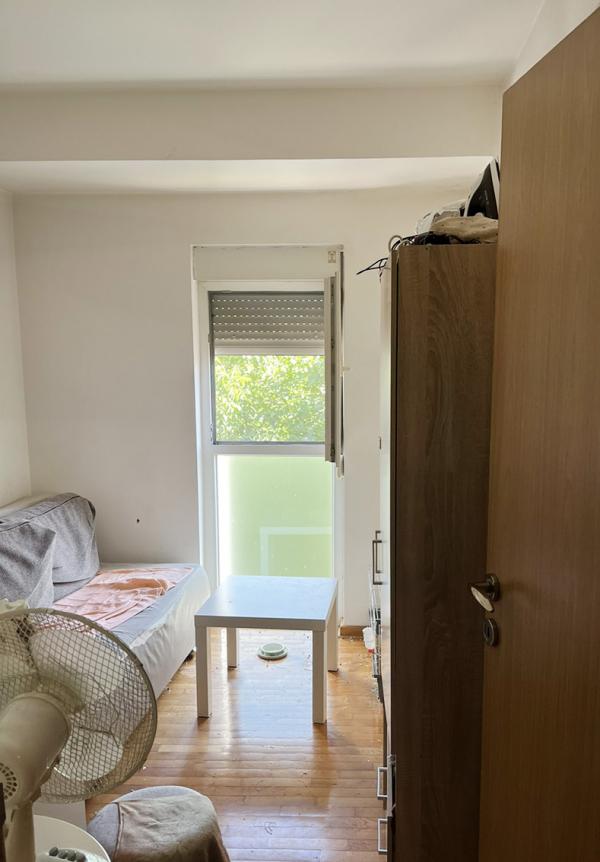 Stan na prodaju u Beogradu, Mirijevo, trosoban, 49m2, cena 130000 evra
