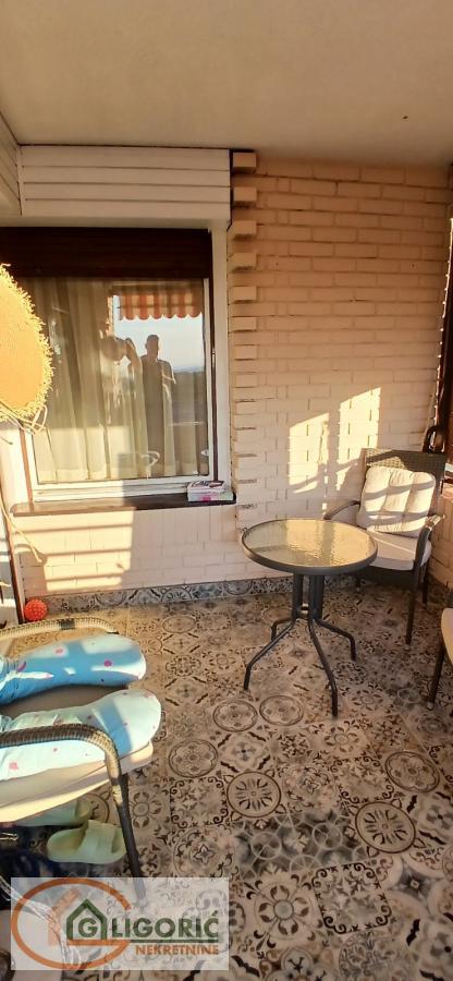 Stan na prodaju u Beogradu, Cerak, dvosoban, 59m2, cena 198000 evra