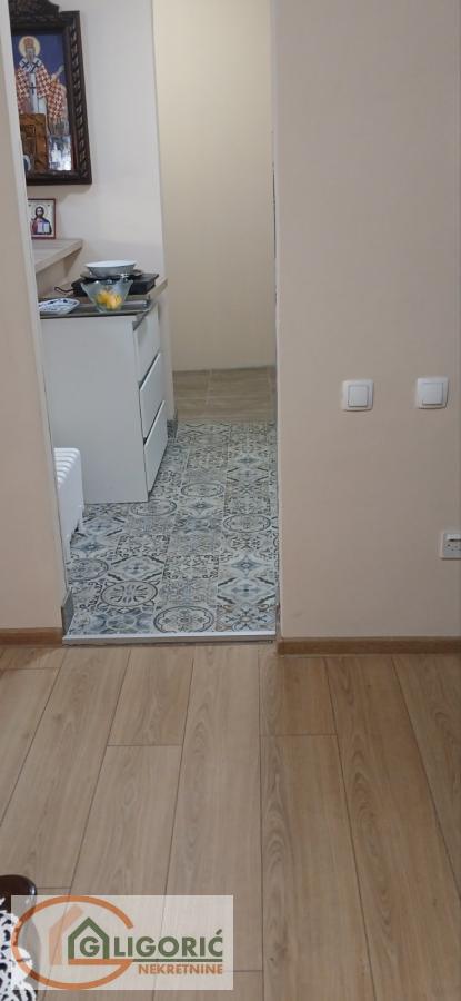 Stan na prodaju u Beogradu, Cerak, dvosoban, 59m2, cena 198000 evra